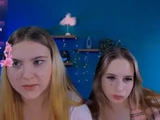 Dina-bloom  live sex cam