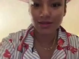 Lmaobye123  live sex cam