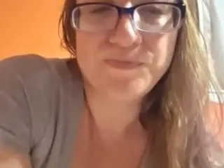 Lpounder  live sex cam