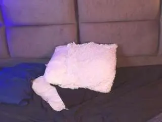 Megan-percy  live sex cam