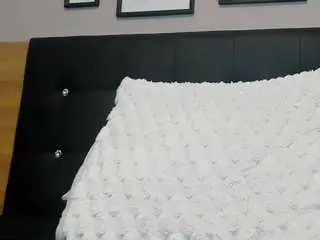 Royalvixenn  live sex cam