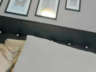 Royalvixenn  live sex cam