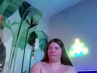 Rubyvalen  live sex cam