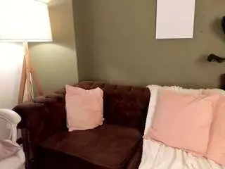 Suzusummer  live sex cam