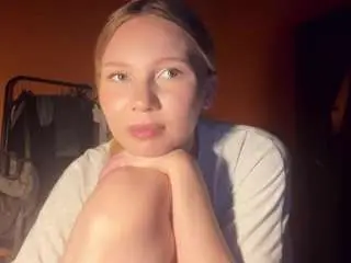 Khalilahreaver  live sex cam