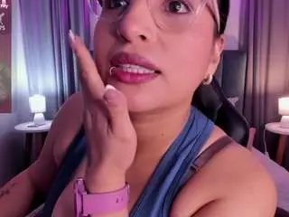 Sheyla-hills  live sex cam