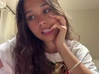 Stellasanipasi  live sex cam