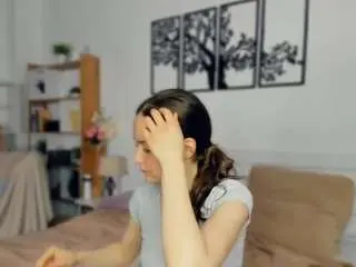 Breckbenny  live sex cam