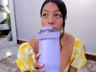 Hannawilliams  live sex cam