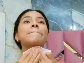 Hornysweetebony  live sex cam