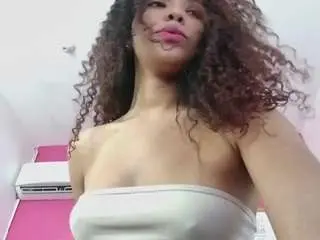 Hornysweetebony  live sex cam