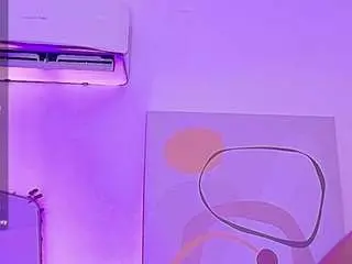 Hornysweetebony  live sex cam