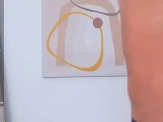 Hornysweetebony  live sex cam