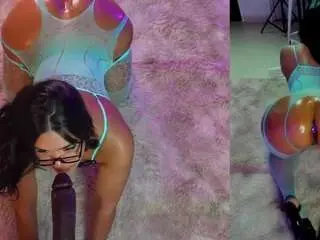 Lady-brownn  live sex cam