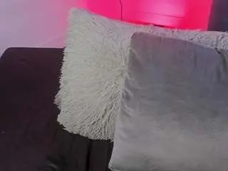 Ninavega  live sex cam