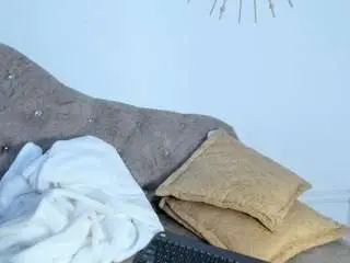 Sexyrous  live sex cam
