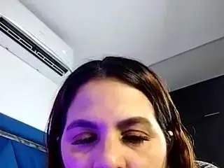 Susan-milf  live sex cam