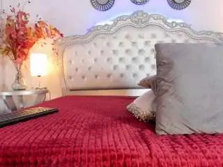 Susan-milf  live sex cam
