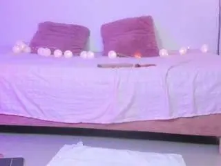 Valeria-10  live sex cam