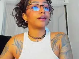 Juliia-rose  live sex cam
