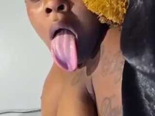 Kgoddess  live sex cam
