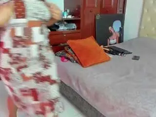 Luiissa  live sex cam