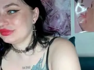 Queenyaliss  live sex cam