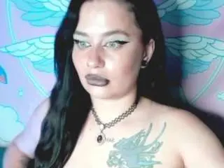 Queenyaliss  live sex cam