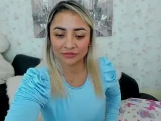 Taste-biigass  live sex cam