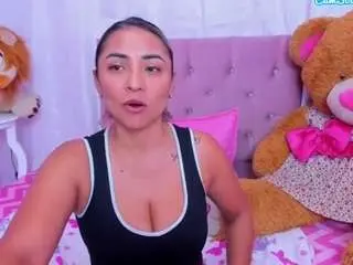 Taste-biigass  live sex cam