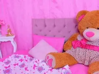 Taste-biigass  live sex cam