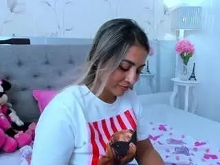 Taste-biigass  live sex cam
