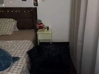 Effullia  live sex cam