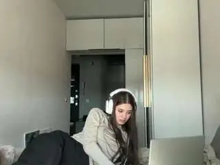 Elidaschimke  live sex cam