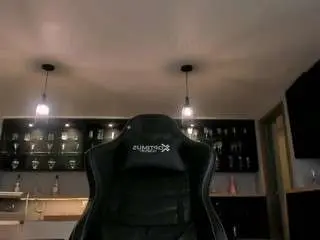 Kylamorrison  live sex cam