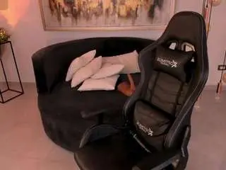 Kylamorrison  live sex cam