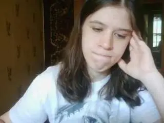 Queeniecolflesh  live sex cam