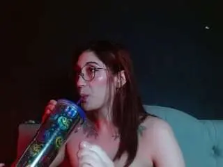 Red-moon1  live sex cam