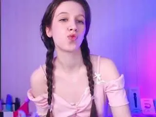 Ur-kitty  live sex cam