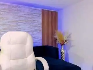 Angie-smiths  live sex cam
