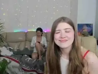 Monaradiant  live sex cam