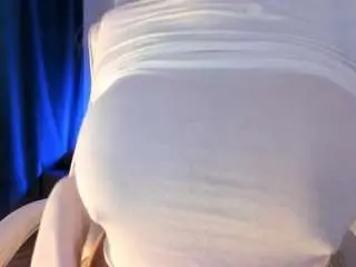 Akura011  live sex cam