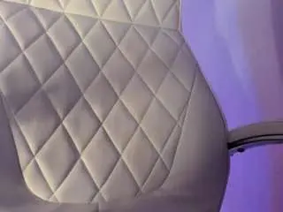 Akura011  live sex cam