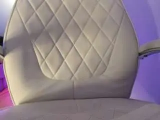 Akura011  live sex cam