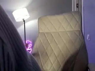 Akura011  live sex cam