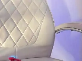 Akura011  live sex cam