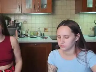 Hot-caramells  live sex cam