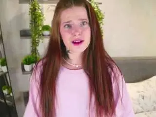 Kiarabytheway  live sex cam