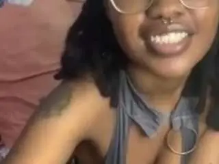 Ravynphoenixx  live sex cam