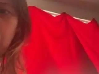 Stellyamber32  live sex cam